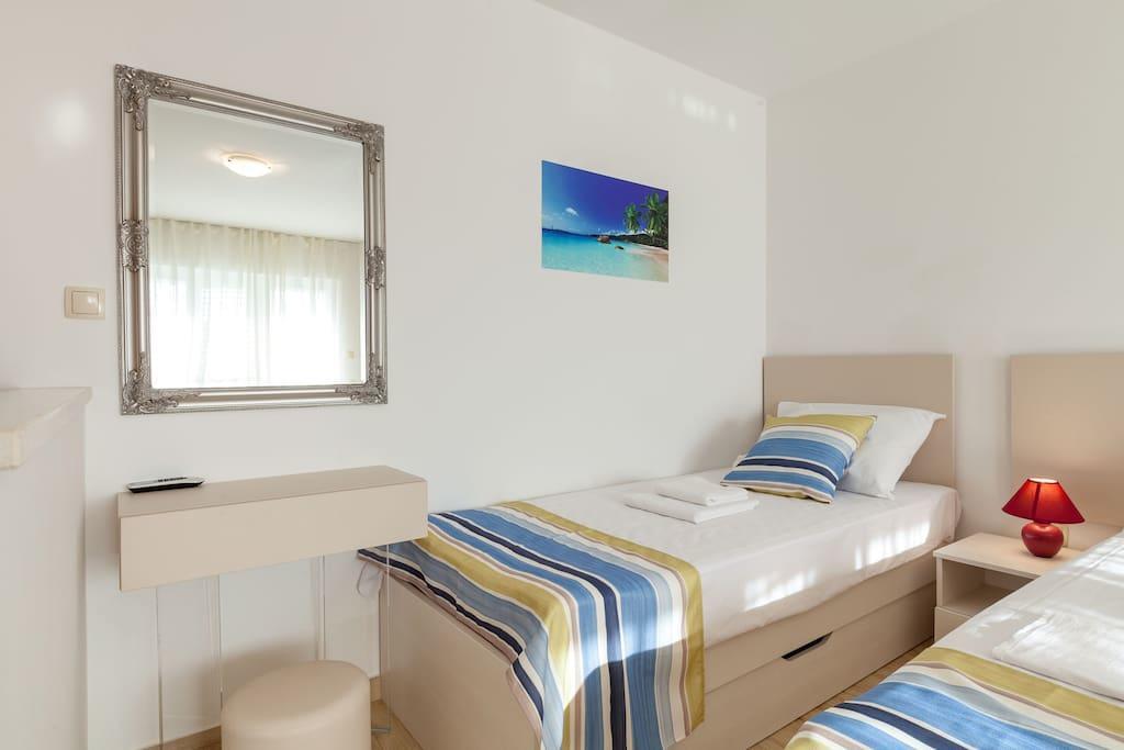 Apartmani Sanja Suta Podstrana Buitenkant foto