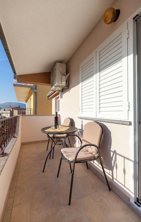 Apartmani Sanja Suta Podstrana Buitenkant foto